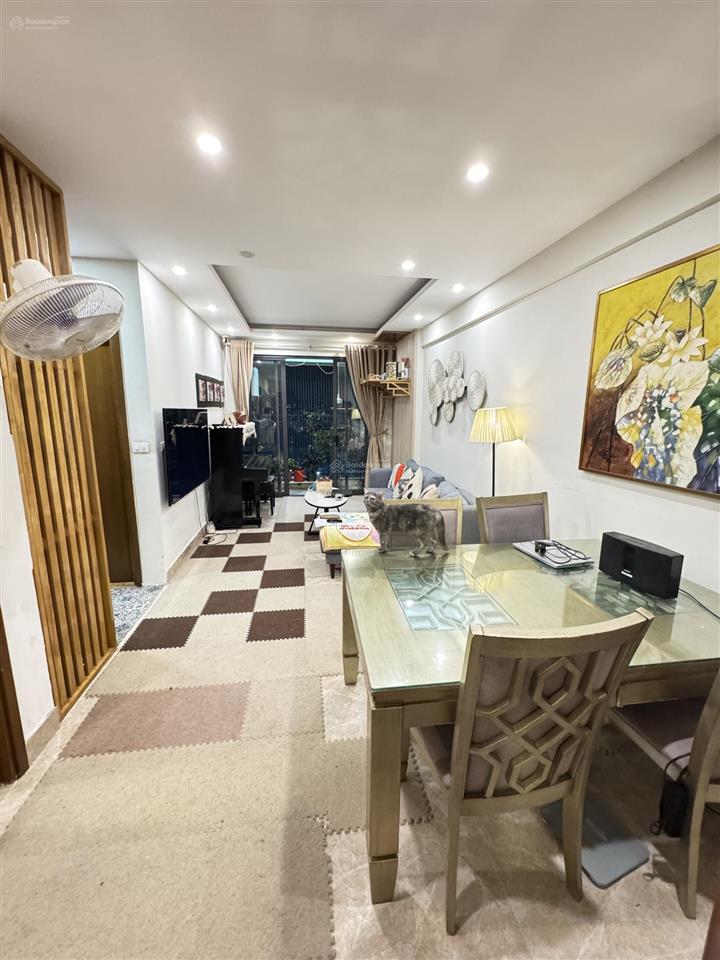 Chính chủ bán căn hộ 2 ngủ khu gelexia tam trinh.80m2 tặng full nội thất giá chỉ hơn 6 tỷ