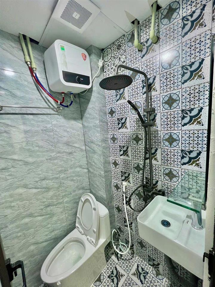 Bán toàn ccmn trương định mới koong, 7 tầng thang máy, gà đẻ trứng vàng, doanh thu 76tr/tháng.17,5t
