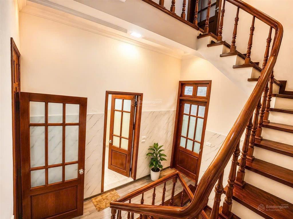 Bán nhà kim giang, 110m2. 5 tầng. oto ngủ trong nhà chỉ 20m ra phố. giá chỉ từ 21 tỷ
