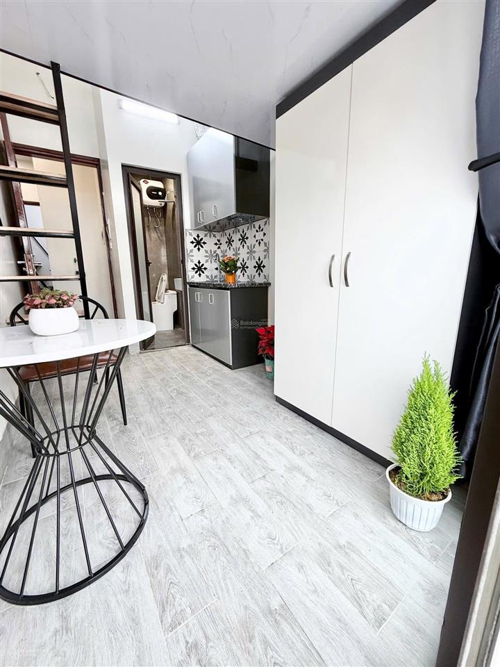 Chính chủ bán tòa ccmn tại minh khai. 60m2, 15 phòng khép kín. doanh thu 65tr/tháng. giá 12,9 tỷ
