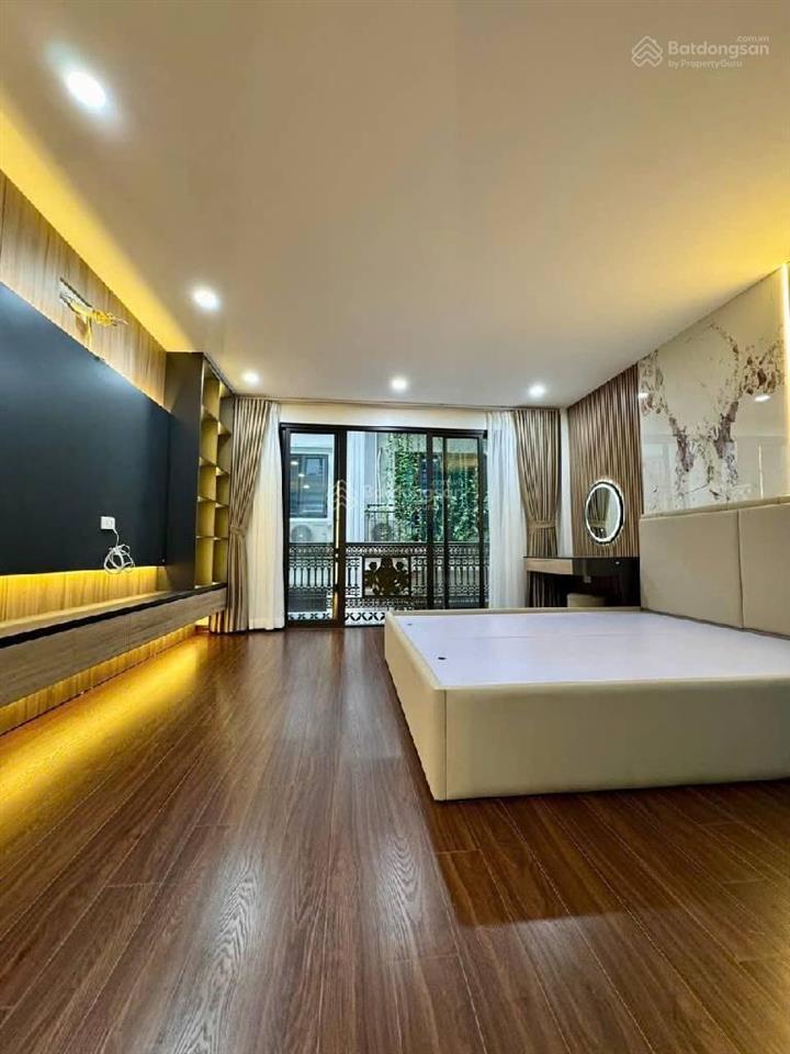 Bán nhà mặt phố tân mai. 6 tầng, thang máy, thoáng trước sau. kinh doanh sầm uất. giá chỉ hơn 30 tỷ