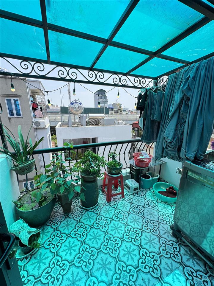 Nhà mới, ở luôn chỉ 3 bước chân ra phố đại la, trung tâm. lô góc 3 mặt thoáng vĩnh viễn. giá 8,9 tỷ