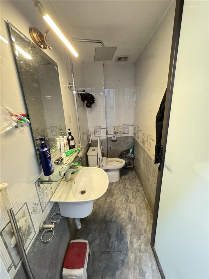 Bán nhà riêng tại đường chiến thắng, hà đông. 45m2. 43 tầng. lô góc, 3 mặt thoáng, oto. giá 12,5 ty