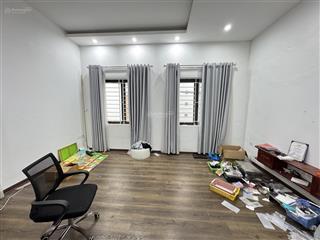 Bán nhà riêng tại đường chiến thắng, hà đông. 45m2. 43 tầng. lô góc, 3 mặt thoáng, oto. giá 12,5 ty