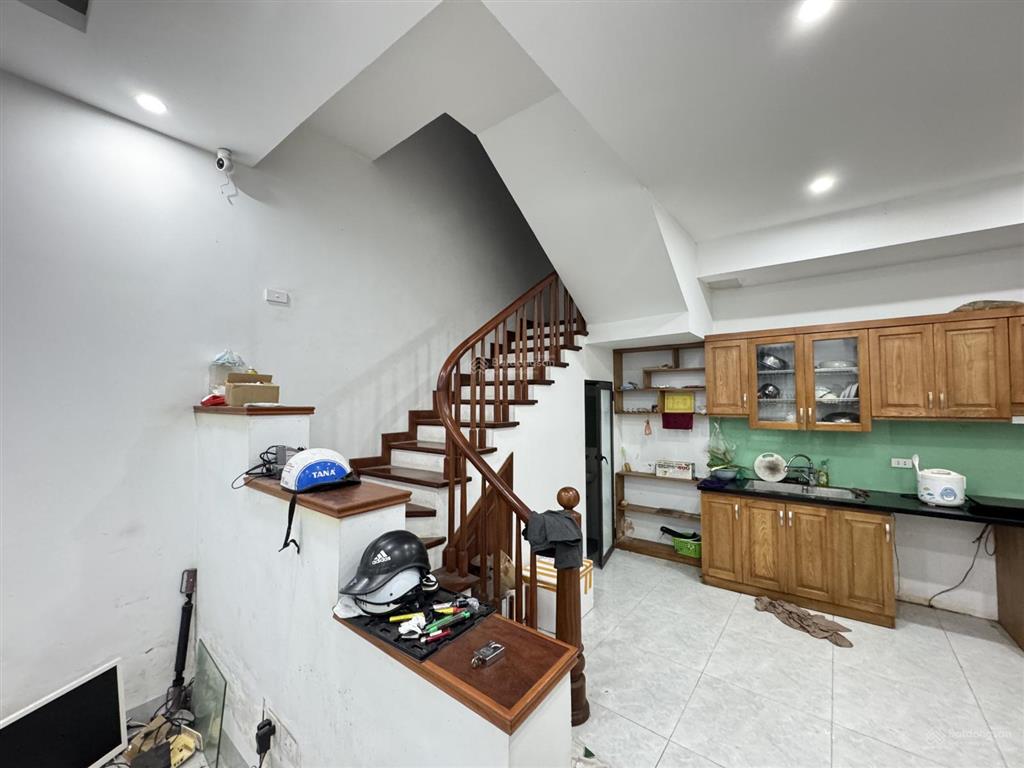Bán nhà riêng tại đường chiến thắng, hà đông. 45m2. 43 tầng. lô góc, 3 mặt thoáng, oto. giá 12,5 ty