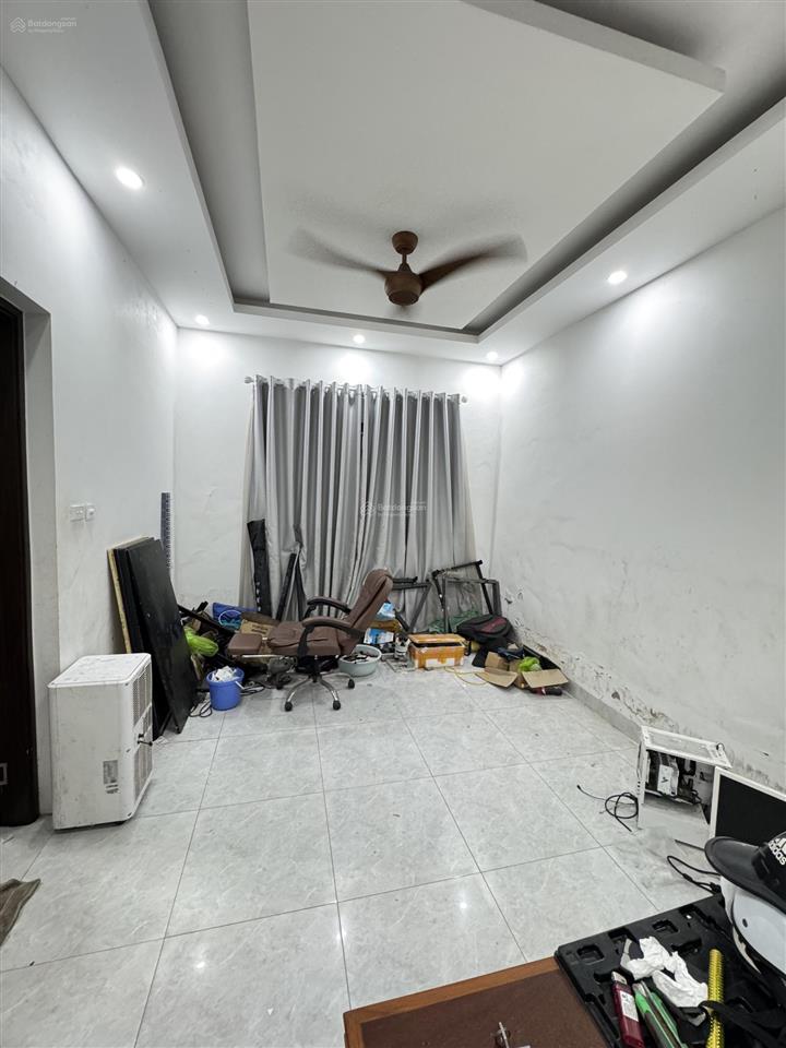 Bán nhà riêng tại đường chiến thắng, hà đông. 45m2. 43 tầng. lô góc, 3 mặt thoáng, oto. giá 12,5 ty