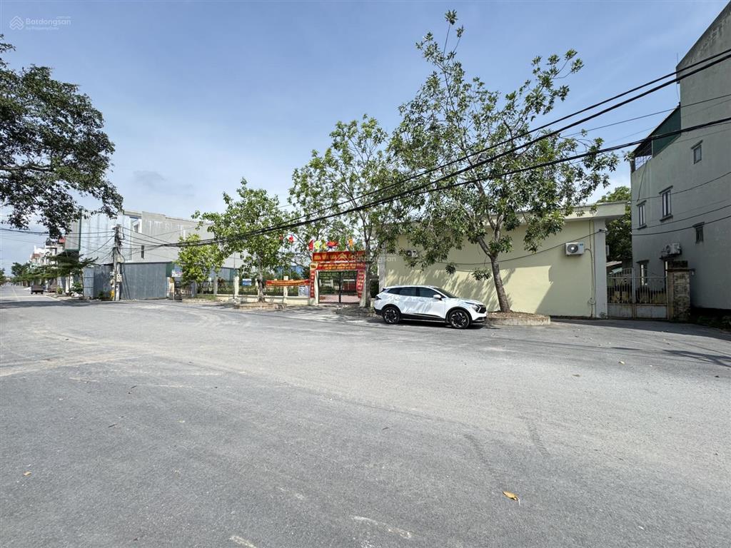 Chính chủ bán đất mặt đường văn tự. 250m2 full thổ cư, lô góc, ô tô tránh thoải mái. giá chỉ 7tỷ