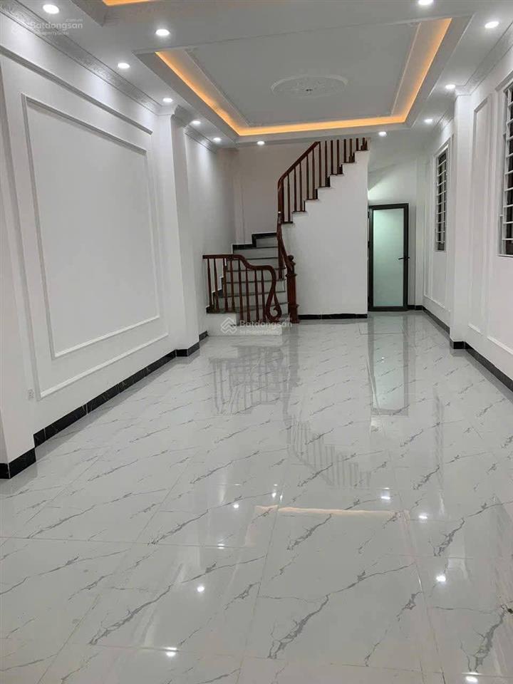 Bán nhà mặt phố kinh doanh sầm uất tại vĩnh quỳnh thanh trì hà nội 60m2 x 5 tầng