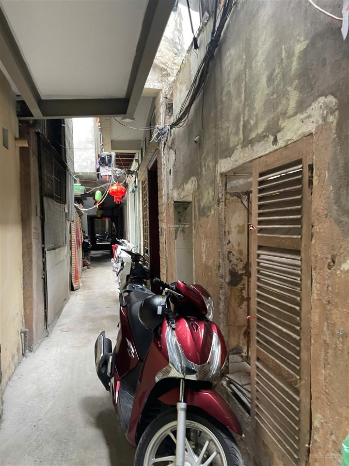 Bán đất đẹp tại ngõ 3 hoàng mai, trương định 40 m2, 7 tỷ vnd, sổ đỏ oto đậu gần cửa nhà