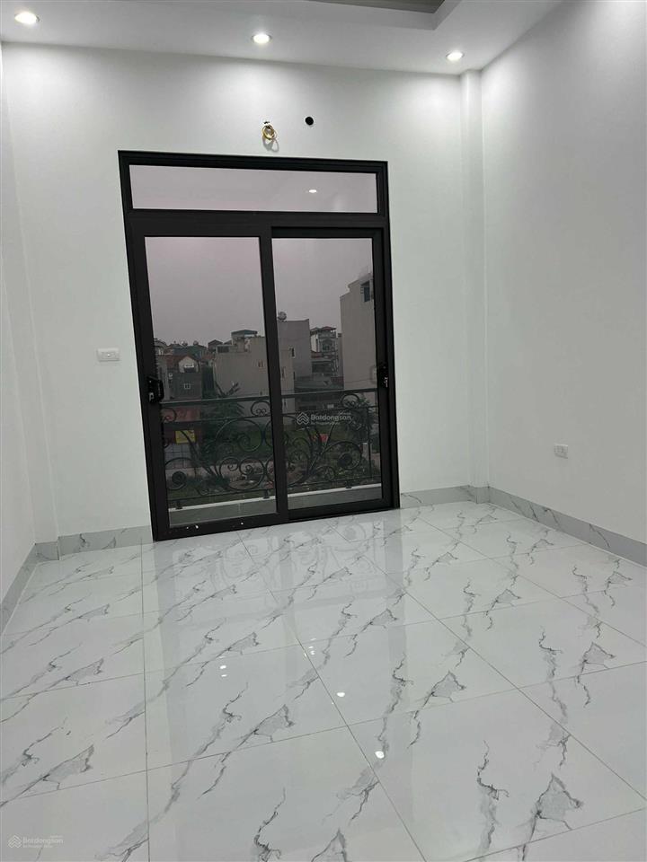 Chính chủ bán nhà vĩnh ninh vĩnh quỳnh 42m2 x 4tầng ngõ thông oto đỗ gần chỉ 5.5tỷ  0982 360 ***