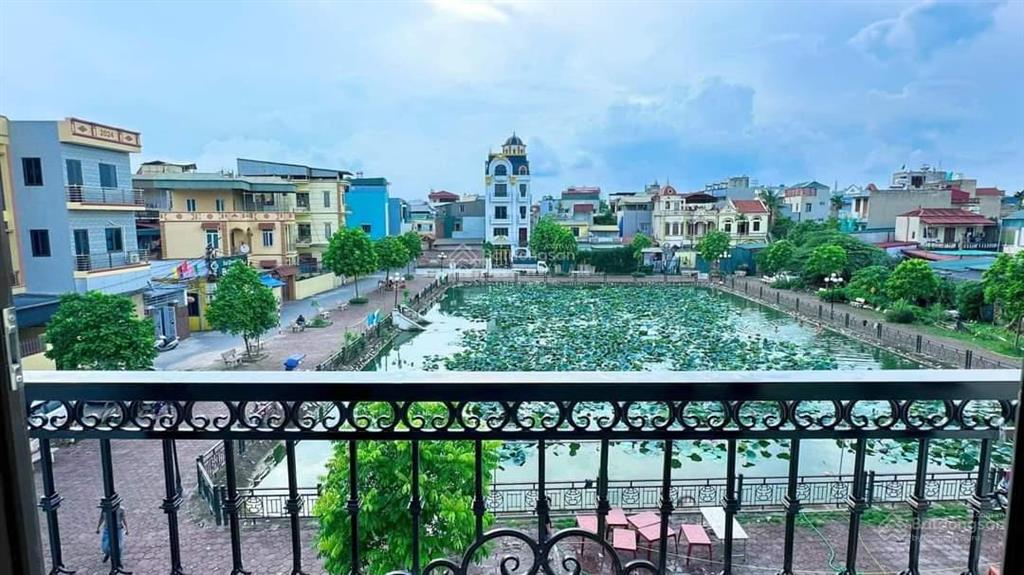 Bán đất vĩnh ninh, vĩnh quỳnh, 50m2, lô góc, gần ô tô, 4.5 tỷ.  0985 636 ***