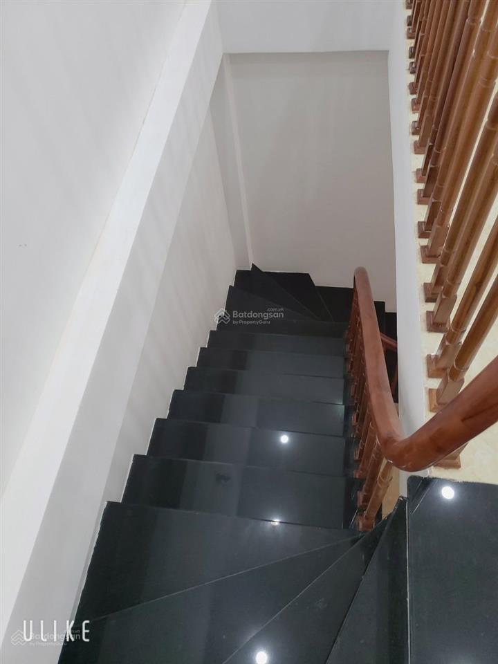 Chính chủ bán nhà mặt đường 10m vỉa hè 3m tại quỳnh đô 40m2 x 5t kinh doanh quá đỉnh.  0989 109 ***