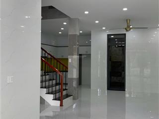 Biệt thự cho thuê, mới hoàn thiện, mặt tiền dự án full nội thất giá rẻ 14tr/th.  0902 396 ***