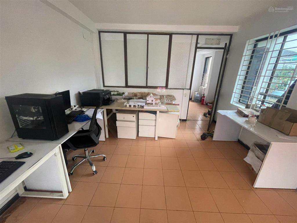 Bán nhà góc 2 mặt tiền hoa lan  hoa hồng | phan xích long | vị trí kinh do