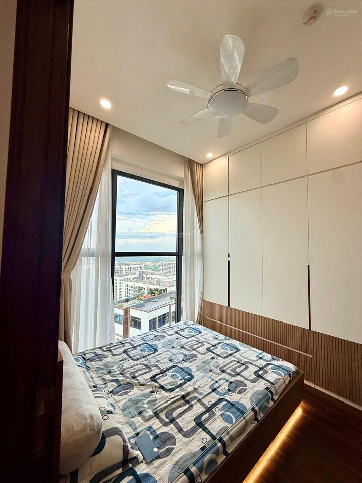 Masteri tòa h2 căn 2pn + 65m2 full đồ, giá 15.5tr/tháng bao phí
