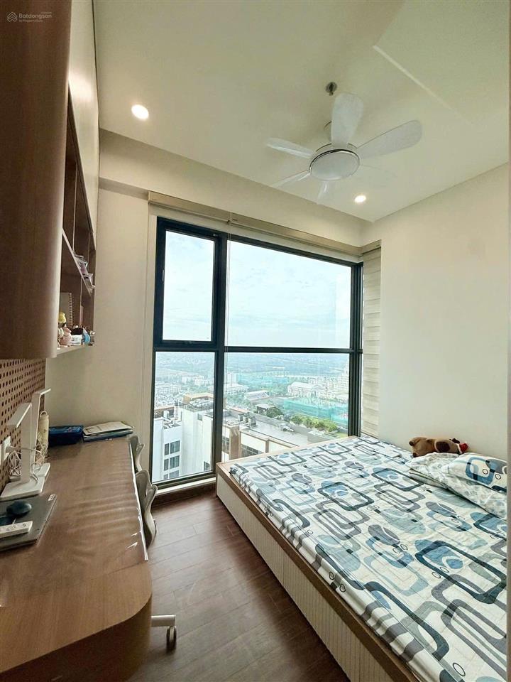 Masteri tòa h2 căn 2pn + 65m2 full đồ, giá 15.5tr/tháng bao phí