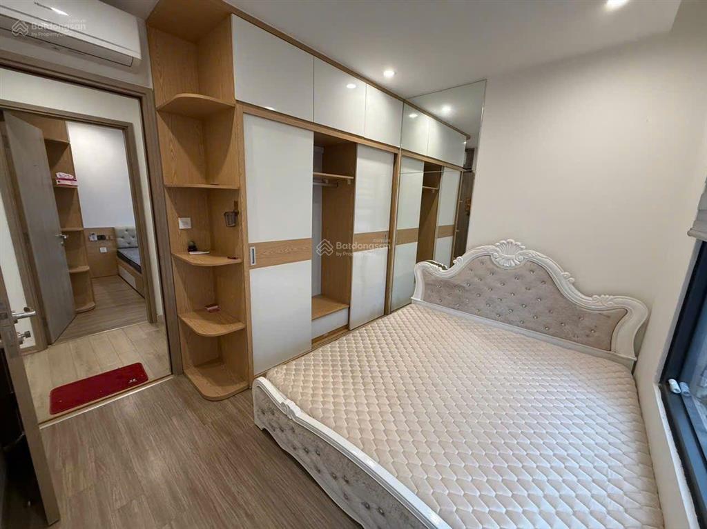 Tòa s1 căn 2pn góc 65m2 giá 9tr/th đầy đủ nội thất điện tử