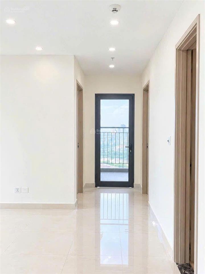 Giảm giá sâu bán gấp căn 2pn+1 góc phân khu s  vinhomes smart city  giá 3.85 tỷ bao thuế phí