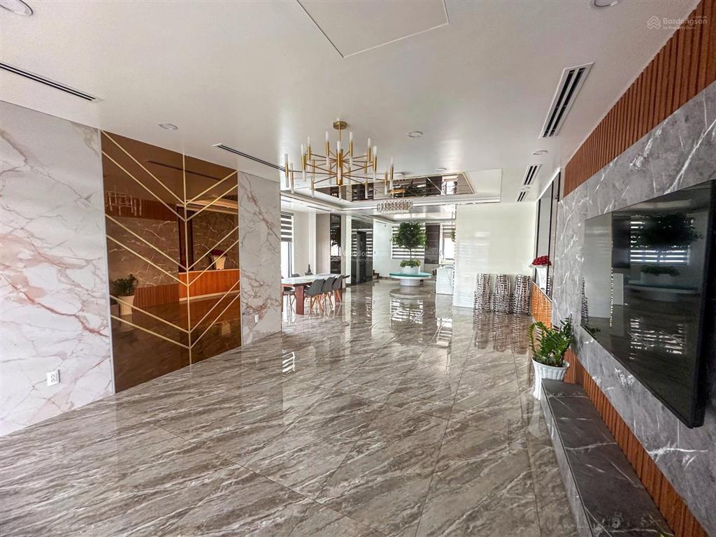 Giá tốt ! bán nhà mặt tiền nguyễn hữu cảnh bình thạnh (6 x 20m)  5 tầng  hđt 120 tr/th  27,8 tỷ