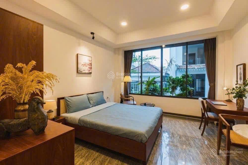 Siêu lợi nhuận ! bán tòa nhà mặt tiền phan xích long (10,5 x 19m) 5 tầng  hđt 250 tr/th  52 tỷ