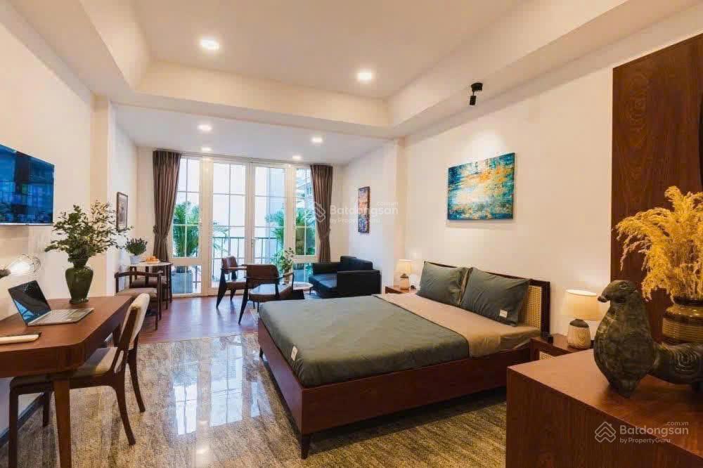 Siêu lợi nhuận ! bán tòa nhà mặt tiền phan xích long (10,5 x 19m) 5 tầng  hđt 250 tr/th  52 tỷ