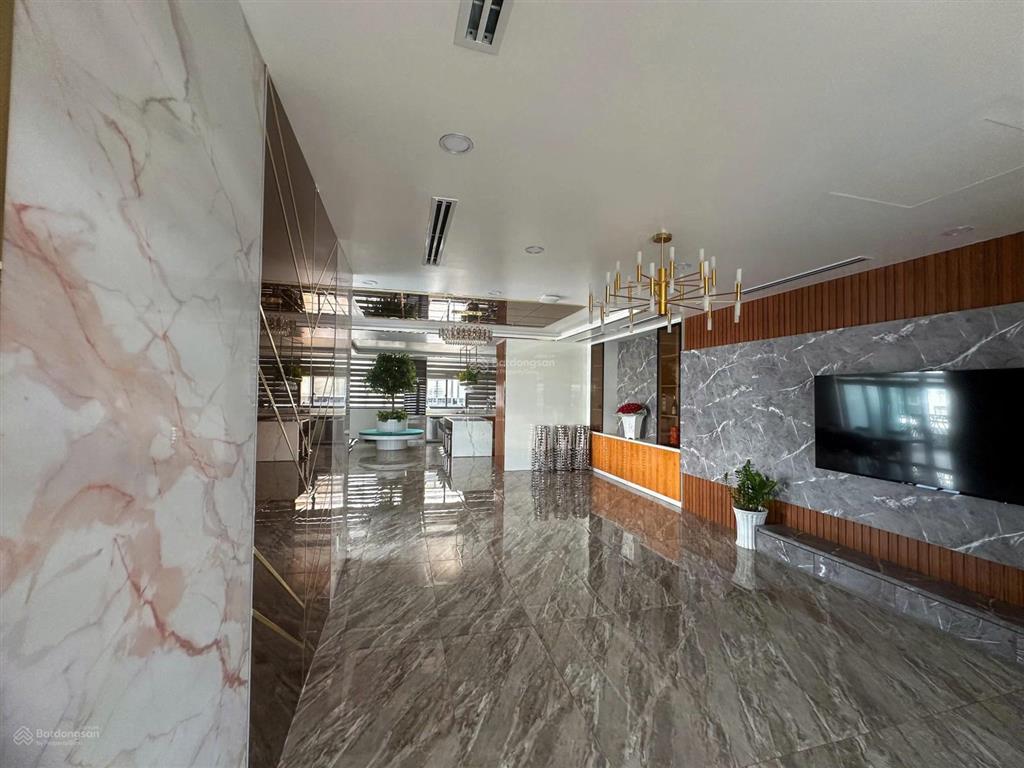 Bán nhà mặt tiền vị trí đẹp sư vạn hạnh, quận 10  (12x25m)  hầm 7 tầng  hđt 350 tr/th  60 tỷ