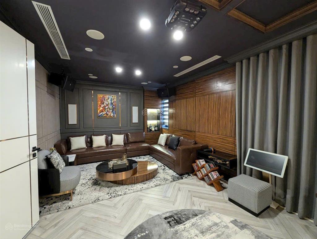 Siêu phẩm! bán gấp tòa nhà xô viết nghệ tĩnh (8 x 20m)  hầm 7 tầng  hđt 175 tr/th  31 tỷ
