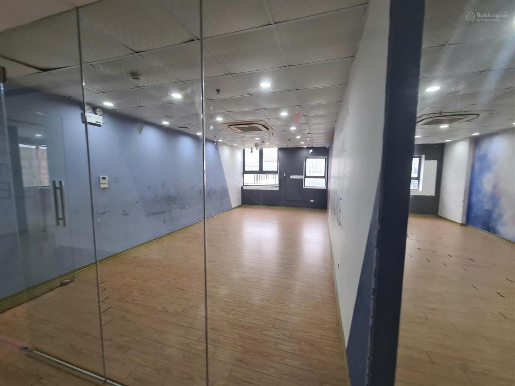 Cho thuê sàn thương mại dịch vụ rice city linh đàm (tòa cgv linh đàm) dt 611m2