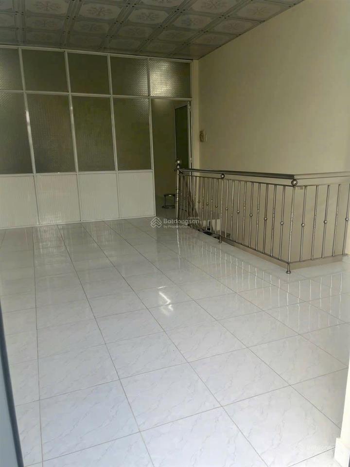 Giá hời khu vực nhỉnh 2.9 tỷ sổ hồng riêng hoàn công 3 phòng ngủ. phòng ngủ trệt nhà ở ngay