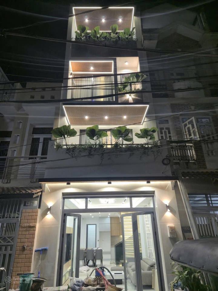 Lê đức thọ, gò vấp gara ô tô, nhà 3 tầng chỉ 8 tỷ! dt 412m 48m 1 trệt, 2 lầu, sân