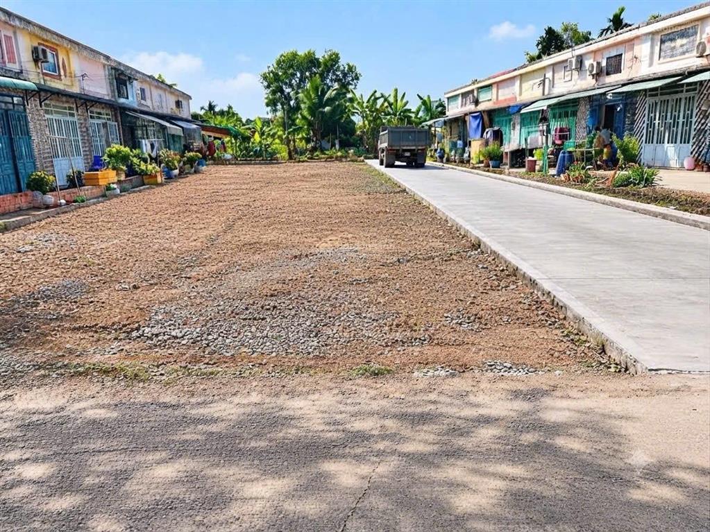 Giảm hơn 1 tỷ lô góc 2 mặt tiền, 425,5m2! bán gấp tl nhỉnh 7 tỷ 2 mặt xe tải