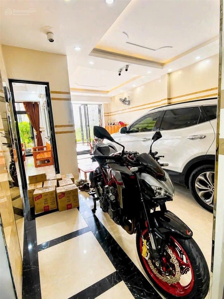 Giá tốt nay sập giá còn 4,9 tỷ nhà 5 tầng đa công năng, sát gò vấp!
