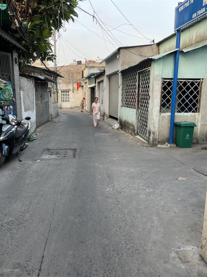 Chính chủ cần bán nhà 1 trệt+ 2 lầu+ lửng góc 2 mặt tiền đông hưng thuận 06 quận 12