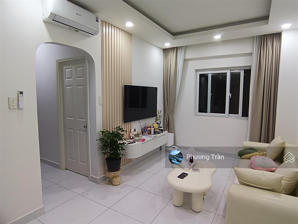 Căn ehome 3, 2pn, nhà décor lại tuyệt đẹp, sổ sẵn, giá 2 tỷ 575, view akari  võ văn kiệt