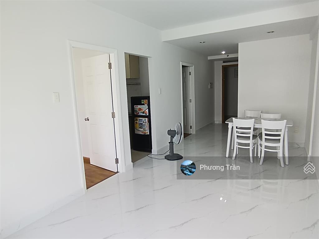 Chính chủ cần bán căn ehome 3, 2pn  2wc, diện tích 64m2, sổ hồng sẵn, ngay hồ bơi