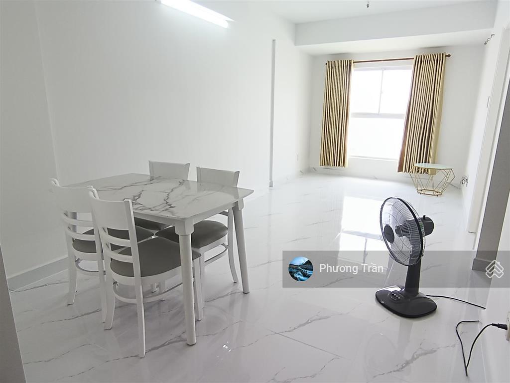 Chính chủ cần bán căn ehome 3, 2pn  2wc, diện tích 64m2, sổ hồng sẵn, ngay hồ bơi