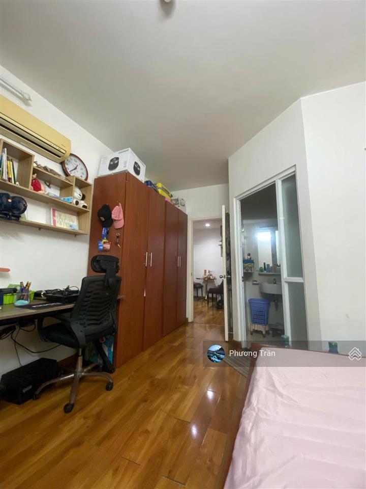 Bán căn hộ chung cư ehome 3 có ban công, 64m2, view hồ bơi  công viên, sổ hồng sẵn