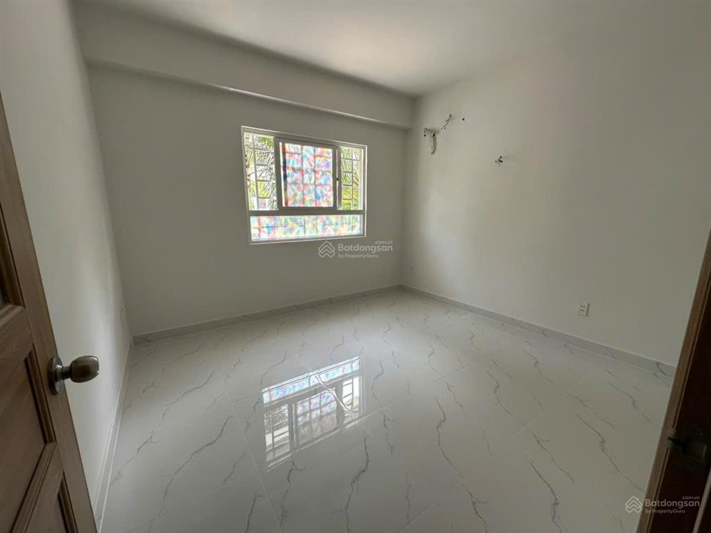 Chính chủ bán shophouse ehome 3 mặt tiền đường 20m giá 6,5 tỷ