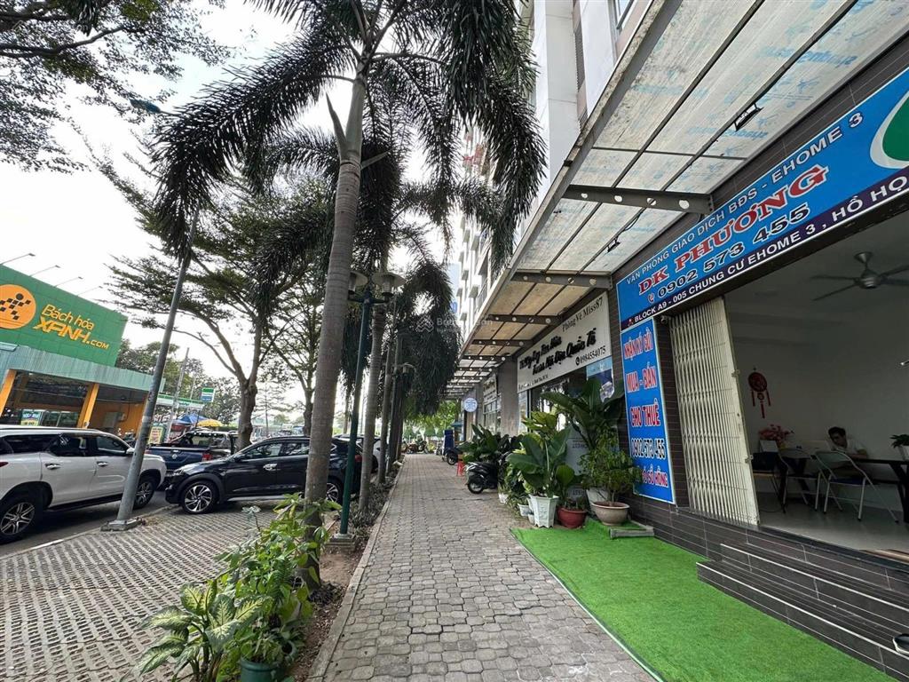 Chính chủ bán shophouse ehome 3 mặt tiền đường 20m giá 6,5 tỷ