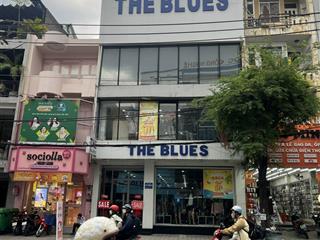 Cho thuê mt 2224 nguyễn gia trí, d2 cũ q. bt (dt 8x20m 3 tàng , giá 180tr)