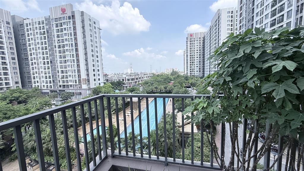 Căn hộ sân vườn lớn nhất dự án  3pn, 2wc cộng thêm 53m2 sân vườn.