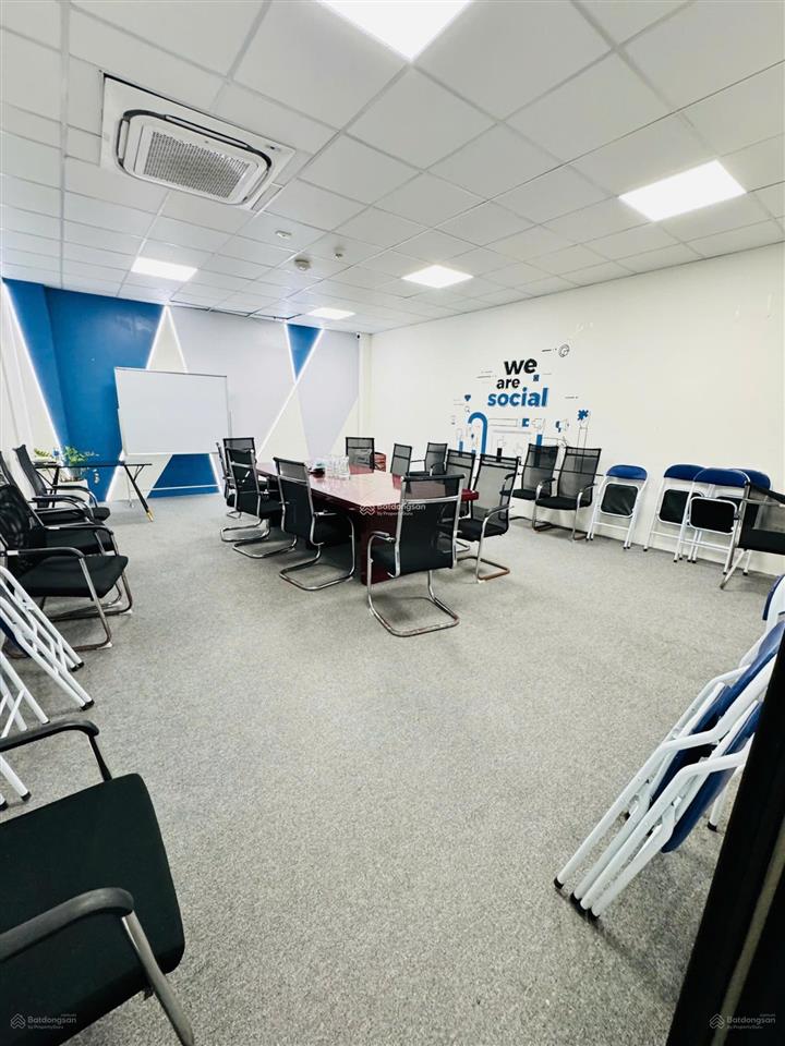 Tòa nhà văn phòng đường nguyễn văn trỗi, dt 12x23m. hầm 7 tầng nổi. vị trí nâng tầm thương hiệu
