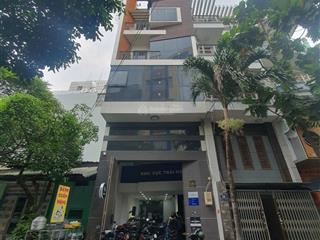 Nguyên căn mt đường ngô bệ, phường 13. dt 5,5x20m. trệt, lửng, 3,5 lầu sân thượng. có thang máy