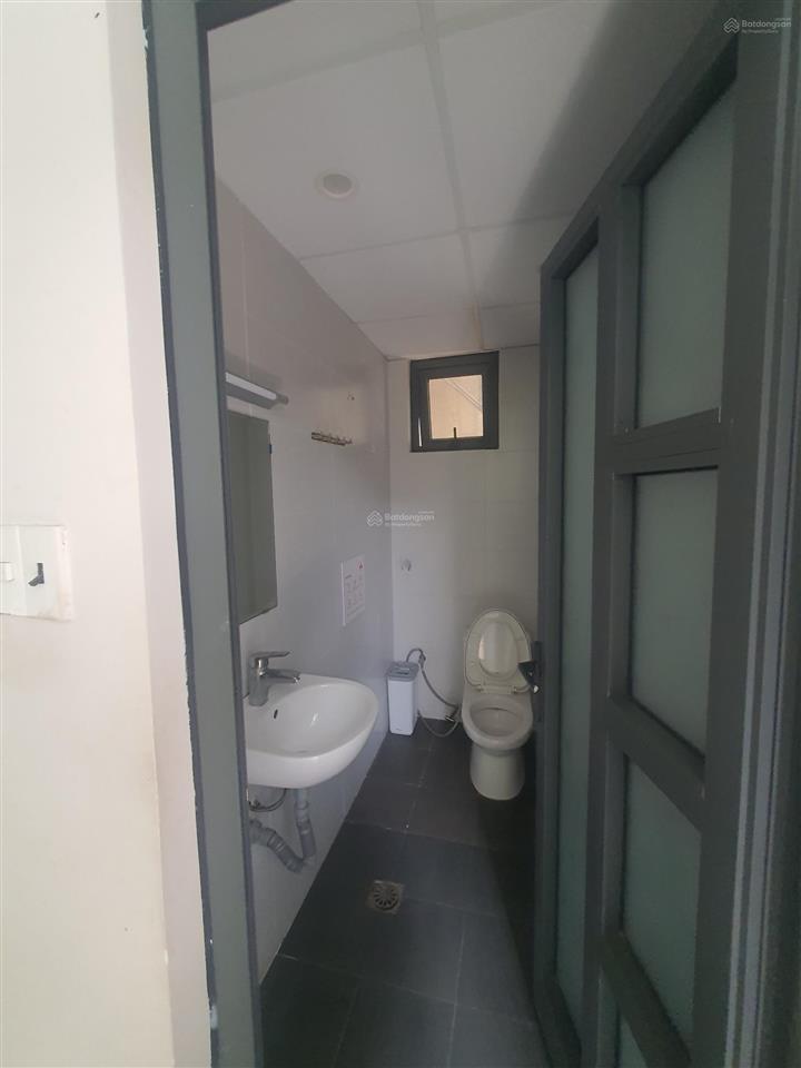 Tòa nhà cho thuê đường lê văn sỹ, phường 1. dt 6,5x22m. hầm, trệt, 4 lầu. sàn thông suốt