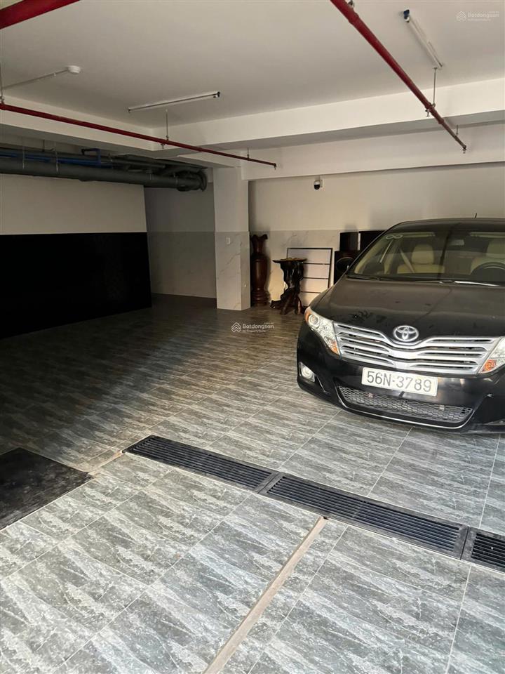 Cho thuê tòa nhà hẻm vip hồ văn huê, phường 9. dt 8x20m. hầm  5 tầng. sàn trống suốt.