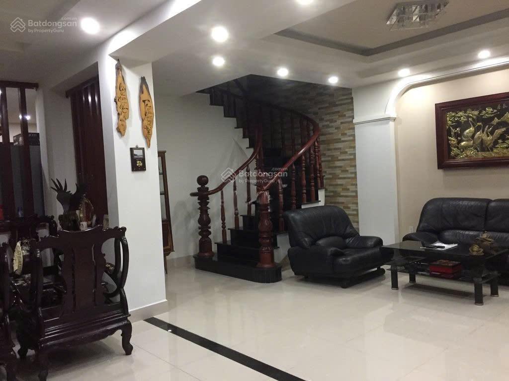 Cho thuê biệt thự đường bàu cát 1, phường tân bình (tân bình cũ). dt 10x18m. trệt 3 lầu. nhà mới
