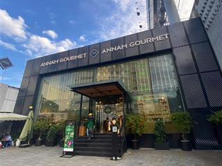 Cho thuê nhà nguyên căn mt hoàng văn thụ, p. phú nhuận. dt 16x19m. 1 trệt  1 lầu trống suốt.