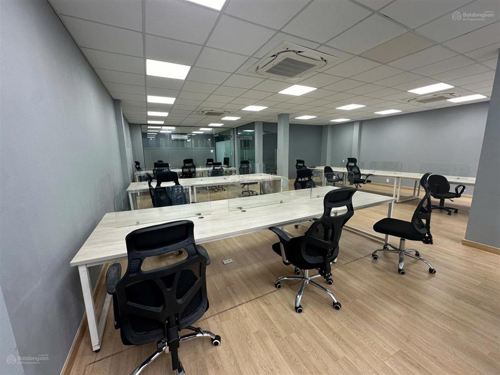 Building đường trần hữu trang, p. phú nhuận. dtsd 1.050m2. hầm  7 tầng. pccc đạt chuẩn