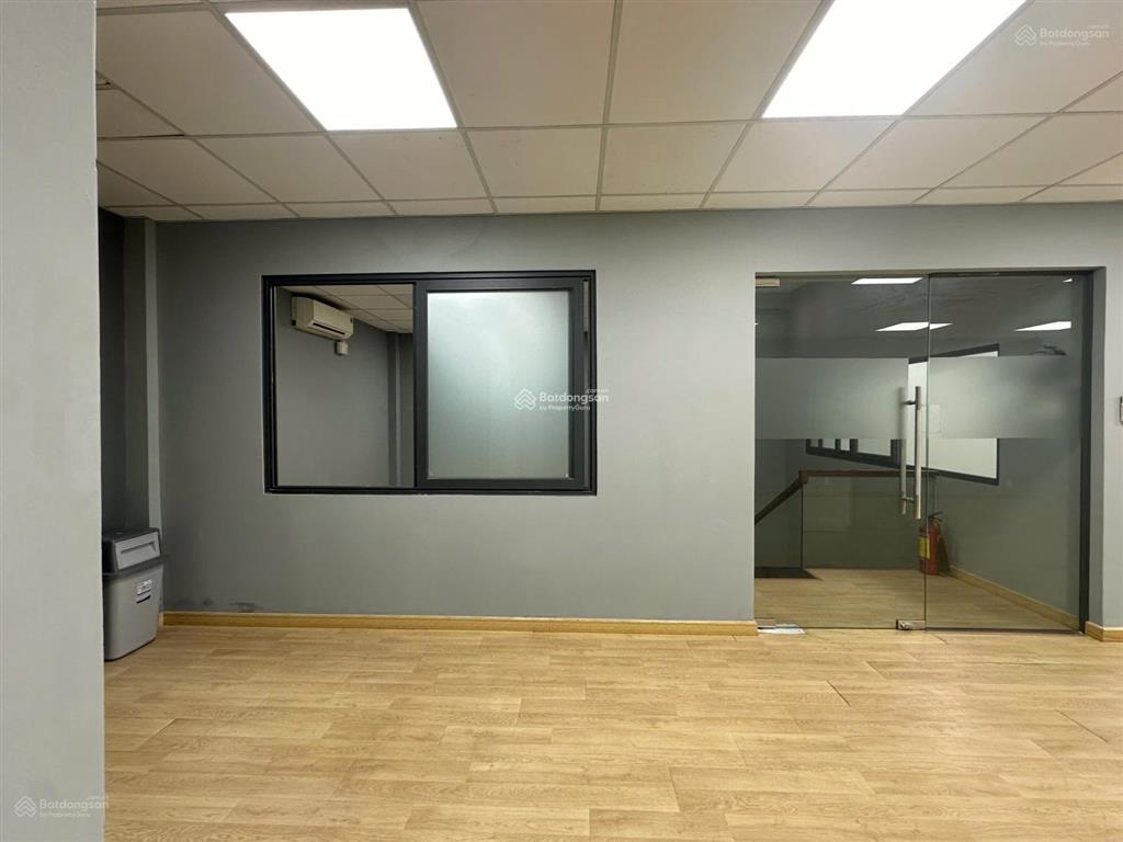 Building đường trần hữu trang, p. phú nhuận. dtsd 1.050m2. hầm  7 tầng. pccc đạt chuẩn