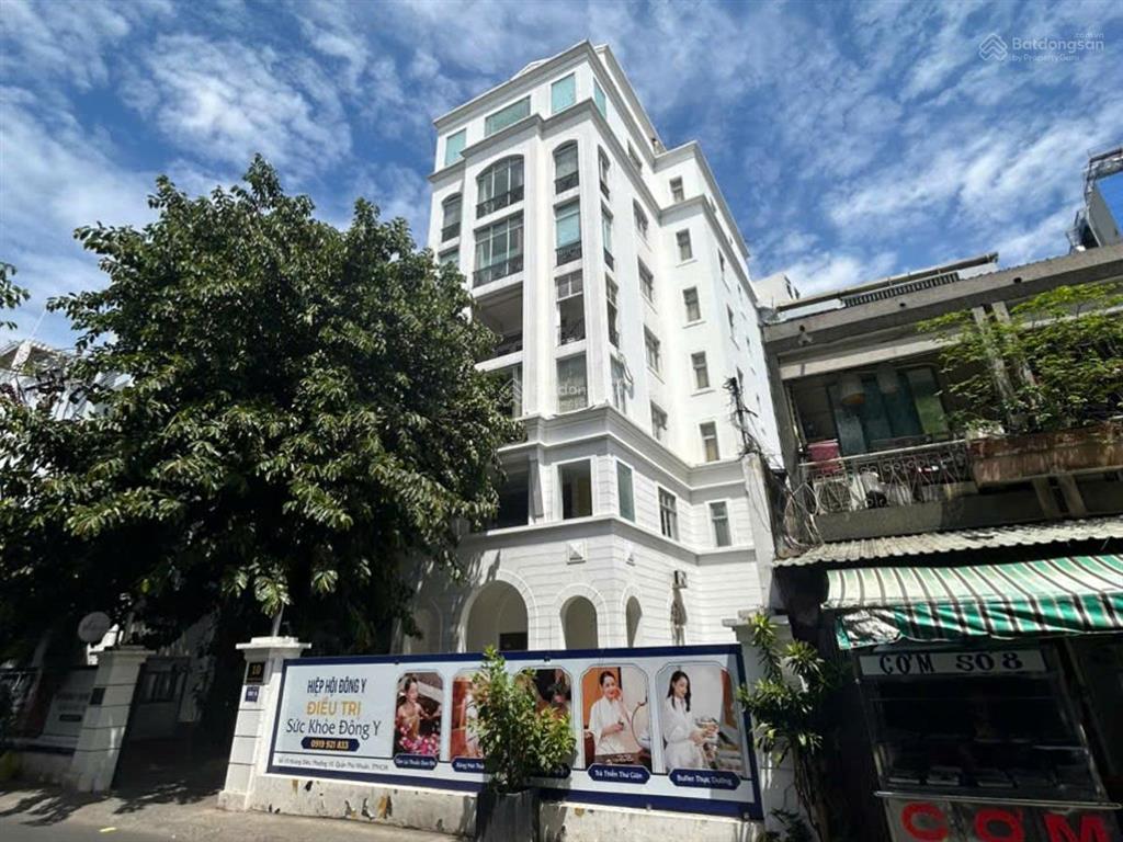 Cho thuê building mt hoảng diệu, p. phú nhuận. ngang 20m. dtsd 1.260m2. 7 tầng nổi. pccc chuẩn